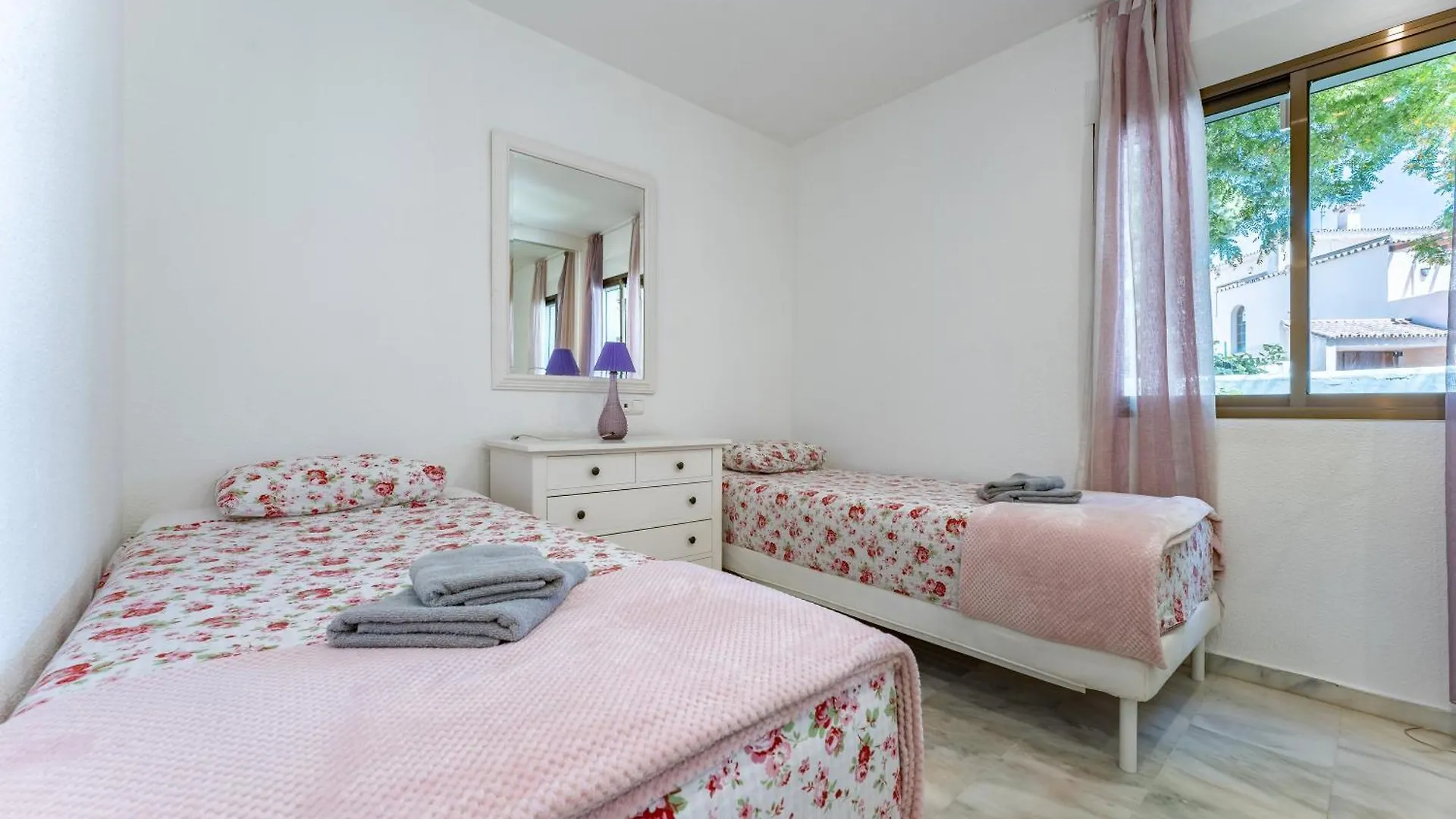 Apartment Golden Beach Elviria Marbella Spain